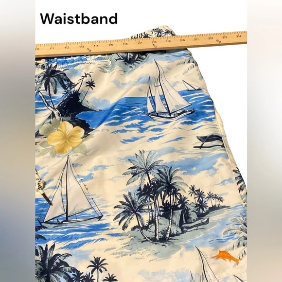 🌊 Tommy Bahama swimming trunks 🌊 - Picture 3 of 9